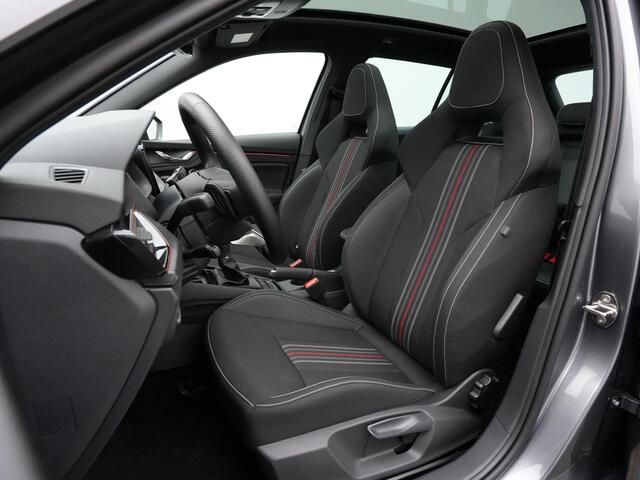 Skoda Kamiq 1.0 TSI 115 pk DSG Monte Carlo | Panoramadak | Adaptief onderstel | Matrix LED | Stuur-/stoelverwarming | Achteruitrijcamera