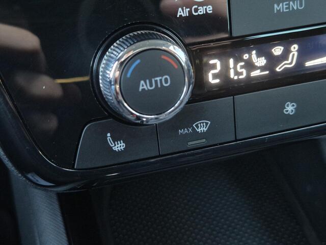 Skoda Kamiq 1.0 TSI Selection Automaat / Travel-pakket / Trekgewicht 1200 kg / Adaptief cruise control / Stuur-& Stoel verwarming / Navigatie via Apple Carplay of Android Auto / Achteruitrijcamera / Keyless Entry/Start / Climate control /