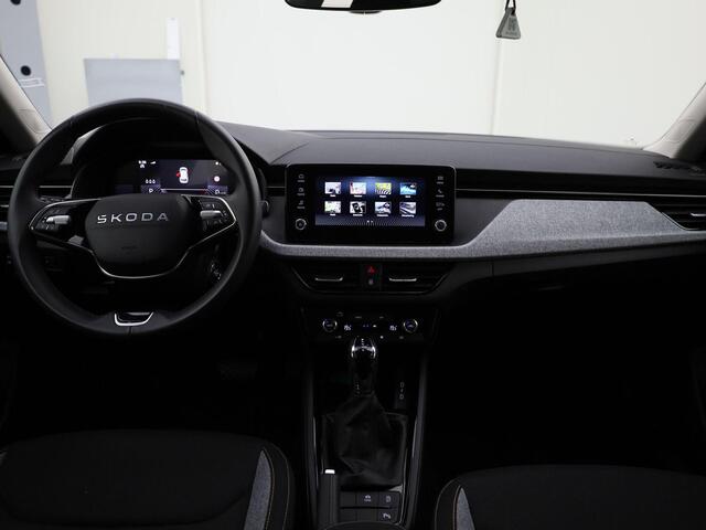 Skoda Kamiq 1.0TSI/115PK Selection DSG · Apple/Android Car Play· Camera + Parkeersensoren · LED · Garantie t/m 25-03-2029 of 60000km.