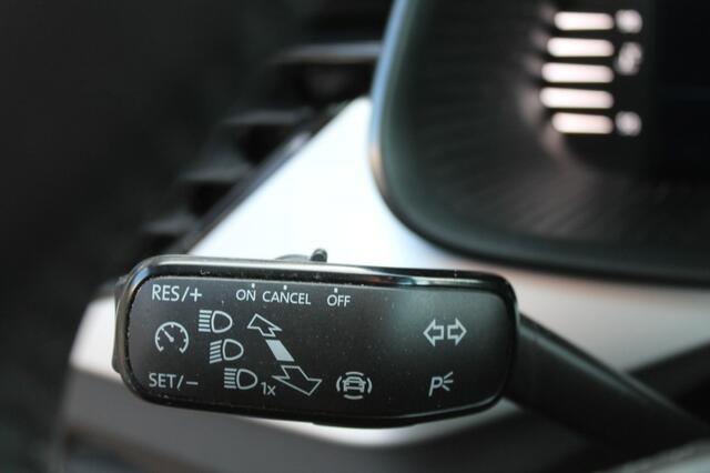 Skoda Kamiq 1.0 TSI AMBITION CLIMA CRUISE VIRTUAL DASHBORD TREKHAAK
