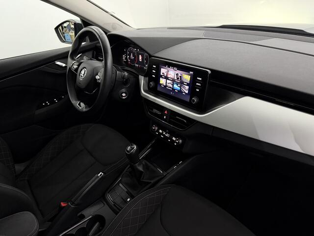 Skoda Kamiq 1.0 TSI Business Edition Camera, Apple carplay, Cruise control, Keyless start, Virtual desk, A start stop, Clima, Lichtmetalen velgen