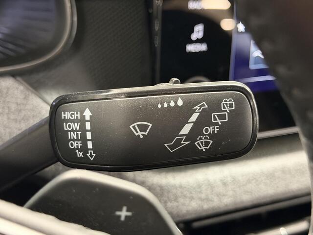 Skoda Kamiq 1.0 TSI Business Edition Automaat | DSG | LED | Cruise | Clima | LM-Velgen ( Vestiging - Nieuwegein )