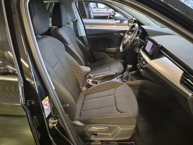 Skoda Kamiq 1.0 TSI Ambition -110pk- Automaat | Camera | Climat Control | Stoelverwarming | Rijklaarprijs incl. 1 jaar Bovag garantie