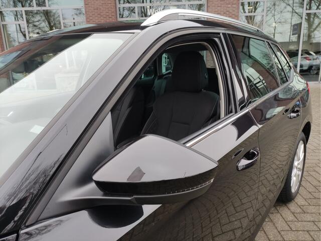 Skoda Kamiq 1.0 TSI Business Edition Achteruitrijcamera - Elektrische achterklep - Digitaal dashboard- Stoelverwarming - Keyless entry - Getinte ramen