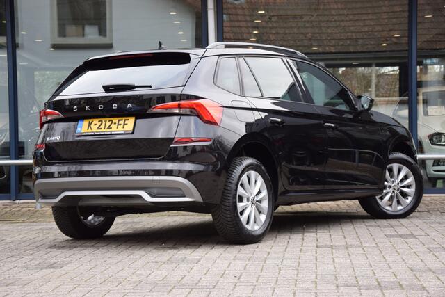 Skoda Kamiq 1.0 TSI 110PK Sport Business DSG Automaat | Org. NL | BOVAG Garantie | Trekhaak | Camera | All Season Banden | Full LED | Apple Carplay/Android Auto | Cruise&Climate Control |