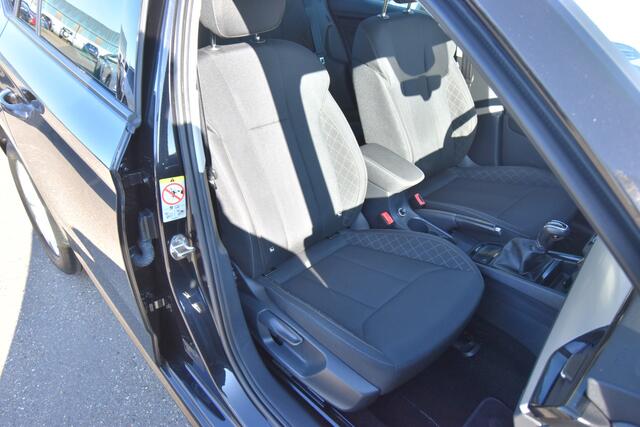 Skoda Kamiq 1.0 TSI Ambition , TREKHAAK , NAVI , AIRCO , CR CONTR , VIRTUAL COCKPIT , LMV16 ,