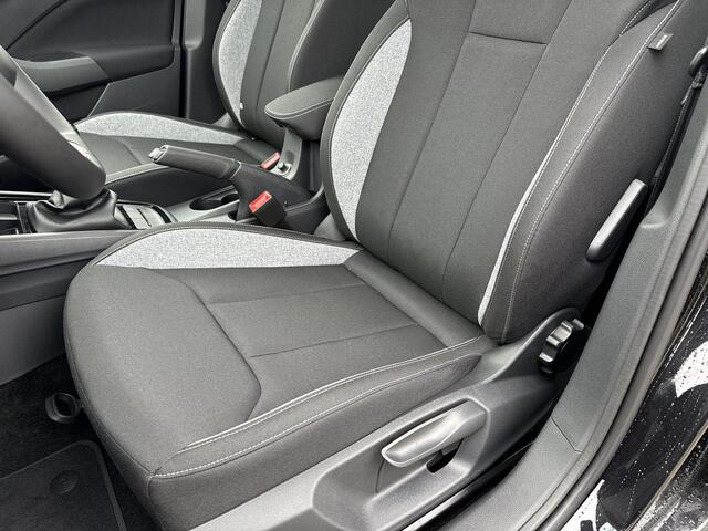 Skoda Kamiq Selection 1.0 TSI 115 PK SUV 7-DSG | Privatelease ¤ 423,- | ¤ 3000,- INRUILPREMIE | AUTOMAAT | TREKHAAK | UIT VOORRAAD LEVERBAAR!