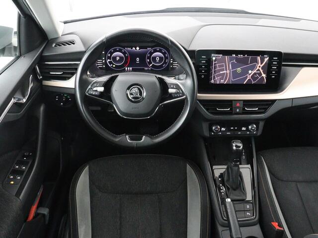 Skoda Kamiq 1.0 TSI Business Edition | Stoelverwarming | Carplay | Navigatie | Keyless | Virtual Cockpit | Full LED | Parkeerhulp | Climate control | Cruise control | Bluetooth