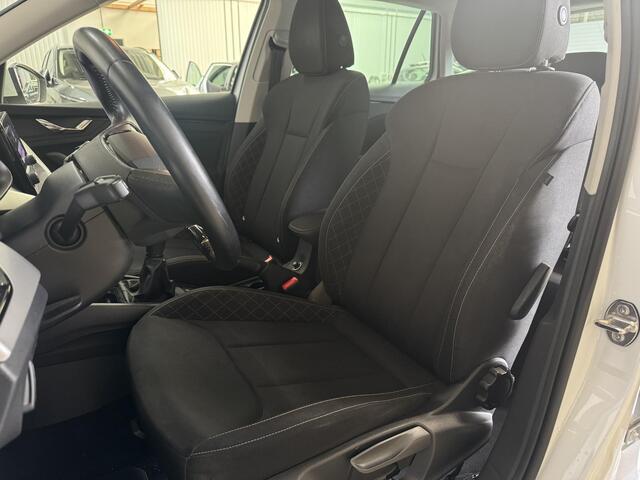 Skoda Kamiq 1.0 TSI Ambition | Achteruitrijcamera | Apple Carplay / Android Auto | Cruise Control | DAB+ |