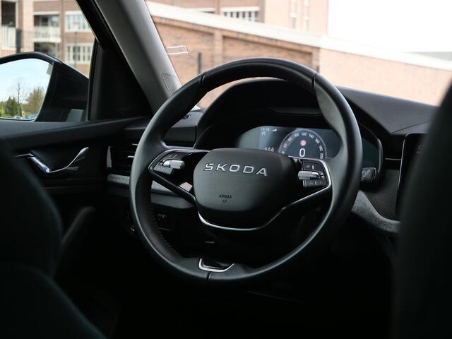 Skoda Kamiq 1.0 TSI Business Edition 116 Pk Automaat DAB / Apple Carplay / Camera / PDC