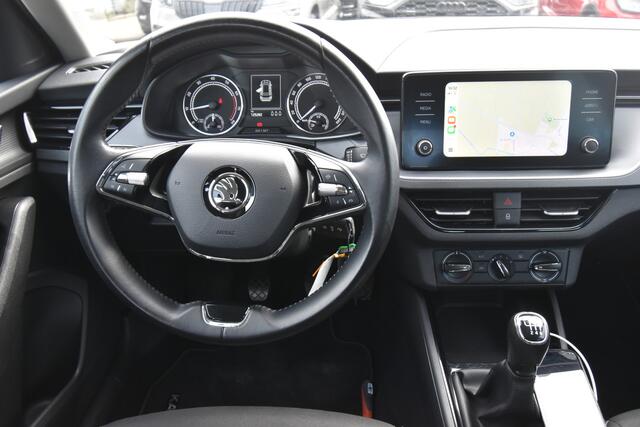 Skoda Kamiq 1.0 TSI Ambition , CR CONTR , NAVI VIA APP , LMV17 , BL TOOTH , AIRCO ,