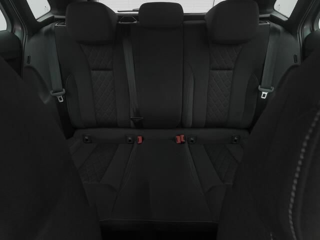 Skoda Kamiq 1.0 TSI Automaat Sport Business | CAMERA | CARPLAY | STOELVERWARMING