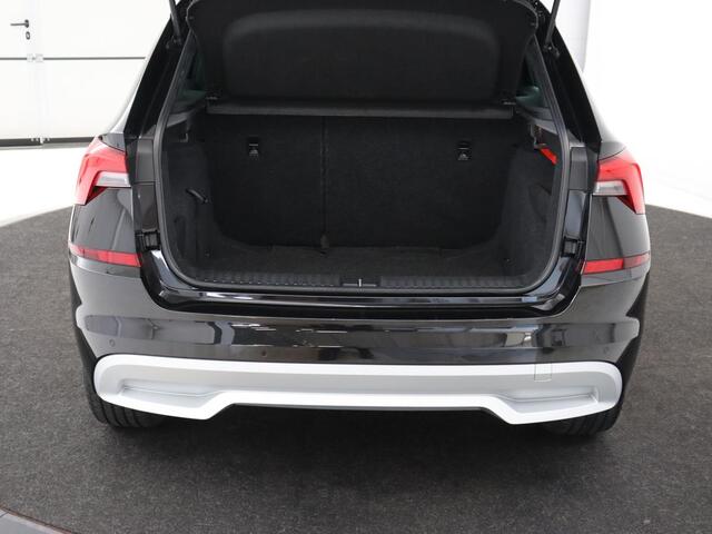 Skoda Kamiq 1.0 TSI Sport | Automaat | Camera | Carplay | Virtual Cockpit | Sportstoelen | Climate control | Full LED | Cruise control | Getint glas | Bluetooth