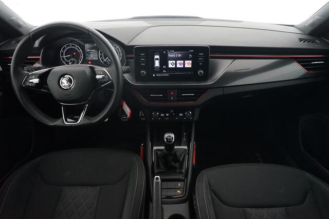 Skoda Kamiq 1.0 TSI Sport Business | Trekhaak | Camera | Stoel/Voorruit verwarming