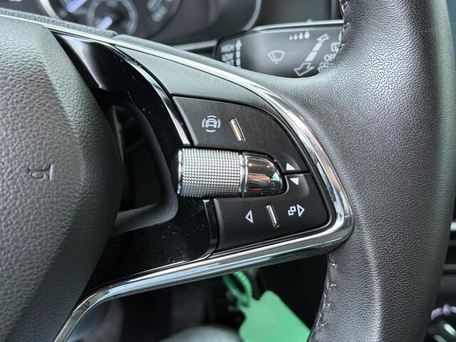 Skoda Kamiq 1.0 TSI Ambition | 110 PK | Cruise control | Apple Carplay/Android Auto | Airco | Lane assist |