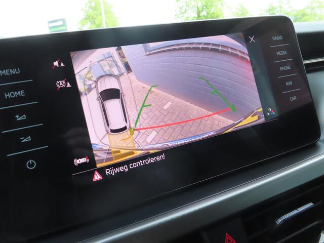 Skoda Kamiq 1.0 TSI Style DSG | lederen bekleding | stoelverwarming | navi | camera | adaptive cruise control