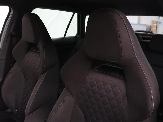 Skoda Kamiq 1.0 TSI Sport | Virtual Cockpit | Carplay | Navigatie | Sportstoelen | 17'' | Full LED | Climate control | Parkeerhulp | Cruise control | Bluetooth