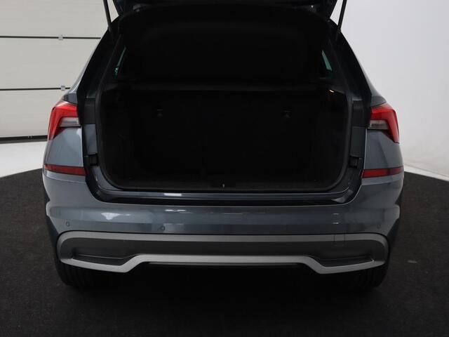 Skoda Kamiq 1.0 TSI Sport | Virtual Cockpit | Carplay | Navigatie | Sportstoelen | 17'' | Full LED | Climate control | Parkeerhulp | Cruise control | Bluetooth