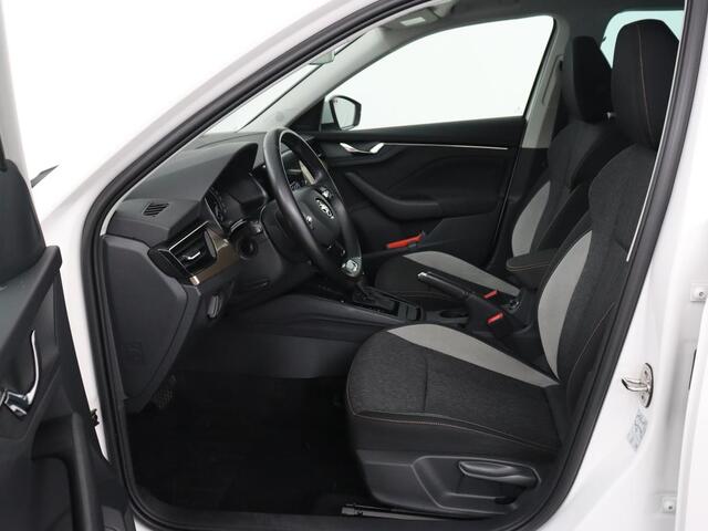Skoda Kamiq 1.0 TSI Style | Automaat | Carplay | Keyless | Climate control | Full LED | Parkeerhulp | Cruise control | Bluetooth | Regensensor | Getint glas