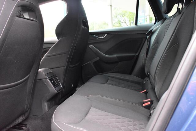 Skoda Kamiq 1.5 TSI ACT Sport Business Automaat | Elektrische Trekhaak | Stoelverwarming | Navigatie | Camera |12 mnd BOVAG garantie | Whatsapp 06-53188999