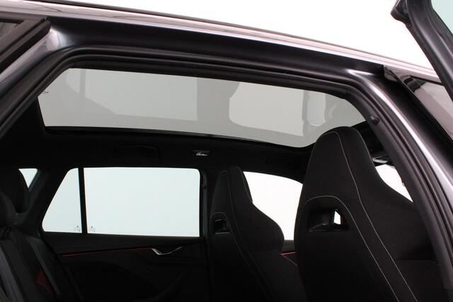 Skoda Kamiq 1.0 TSI Monte Carlo > Automaat/Camera/Trekhaak/Panorama dak