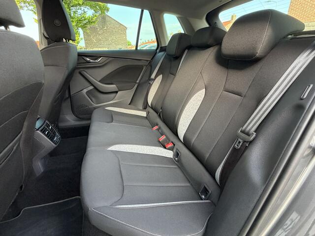 Skoda Kamiq 1.0 TSI Automaat Business Edition | Clima | PDC | Camera | 17' |