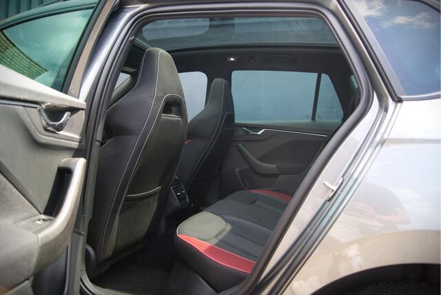 Skoda Kamiq 1.5 TSI ACT 150PK Sport Business Monte Carlo Panoramadak/Carplay/Androidauto/elektrische stoelverst.
