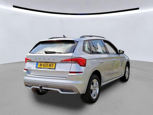Skoda Kamiq 1.0 TSI Ambition / Digitaal dashboard / Navigatie / App connect / Parkeersensoren achter / Trekhaak /