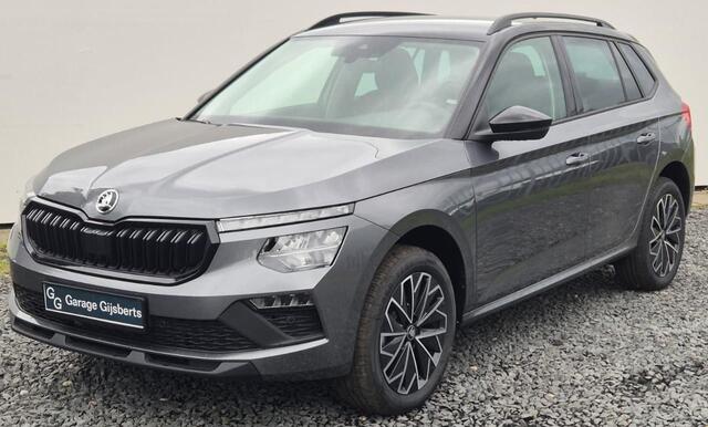 Skoda Kamiq 1.0 TSI Selection Camera achter - Zwarte gril - 17 inch Wielen - Winter Pack - Privacy Glass - Zwart dak en A Stijl -.