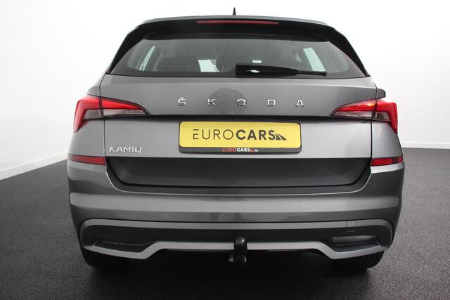 Skoda Kamiq 1.0 TSI DSG Ambition Adaptive Cruise Control Trekhaak DAB Stoelverwarming Apple Carplay/Android Auto Lichtmetalen Velgen