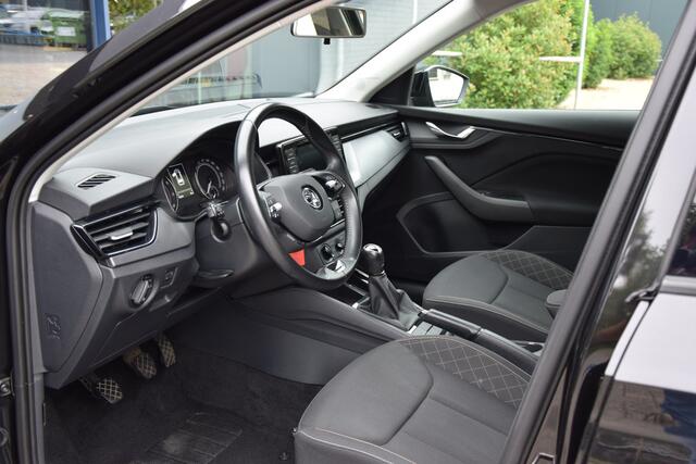 Skoda Kamiq 1.0 TSI 110PK Ambition | Org. NL | BOVAG Garantie | Parkeer Camera | Apple Carplay/Android Auto | DAB Audio | Cruise Control | Full LED | Airco | Multiunctioneel Stuur |