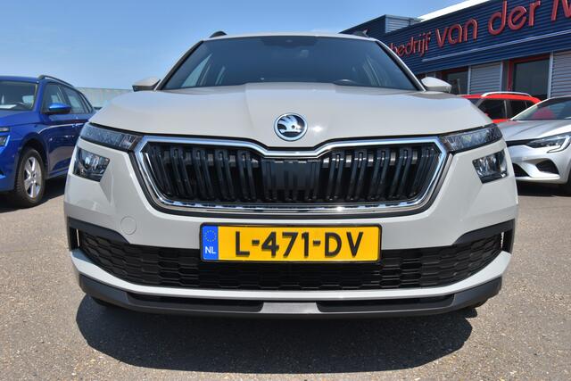 Skoda Kamiq 1.0 TSI Sport Business , EL TREKHAAK , CLIMATR , CR CONTR , LED KOPL , PDC A , V ST VERW ,