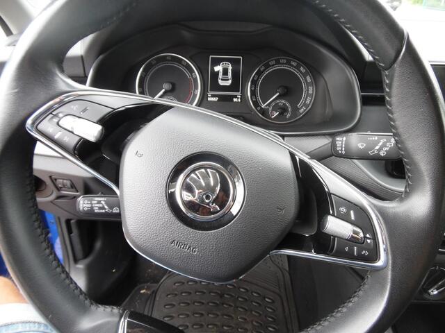 Skoda Kamiq 1.0 TSI Sport Business automaat