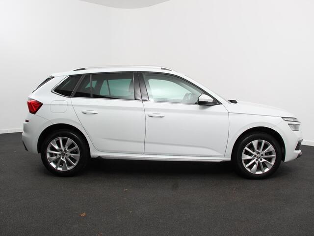Skoda Kamiq 1.0 TSI 110pk DSG Style Navigatie Apple Carplay/Android auto Parkeersensor achter Cruise Control Verwarmbare voorstoelen Extra getint glas Climate Control Digitale Cockpit
