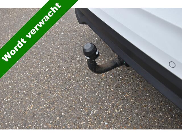 Skoda Kamiq 1.0 TSI Sport Business , TREKHAAK , CLIMATRONIC , V STOEL VERW, LED KOPL , LMV17 ,