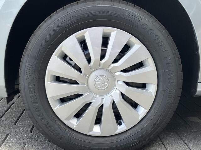 Skoda Kamiq Essence 1.0 TSI 115 PK | Trekhaak | Parkeersensoren | Cruise Control | Apple Carplay/Android Auto |