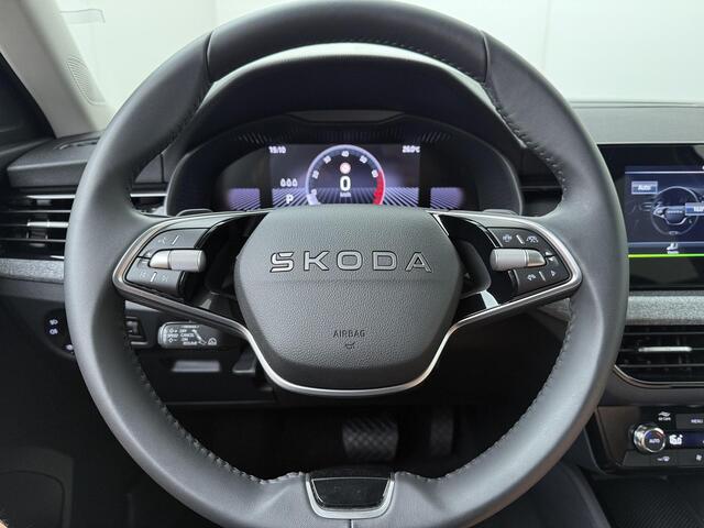 Skoda Kamiq 1.0 TSI Selection | Automaat | Trekhaak wegklapbaar | Adaptive Cruise Control | Travel Assist | Climate Control | Parkeersensoren |