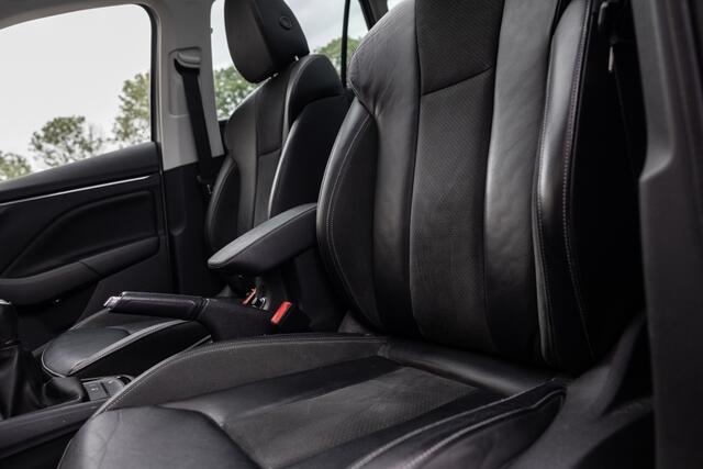Skoda Kamiq 1.0 TSI Bns Edition | Pano | Leder | Trekhaak |