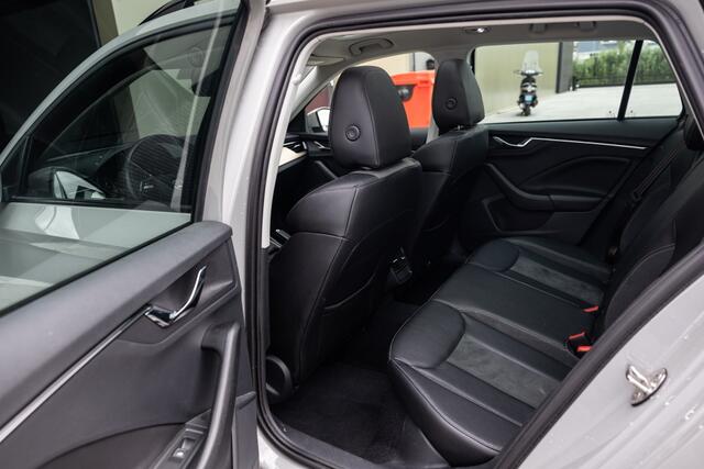 Skoda Kamiq 1.0 TSI Bns Edition | Pano | Leder | Trekhaak |