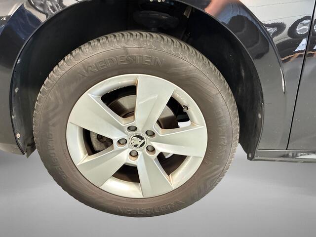 Skoda Kamiq 1.0 TSI 115pk Selection · Apple/Android Car Play · Cruise Control · P-Sensoren · 16'' Inch · Garantie t/m 18-06-2028 of 100.000km