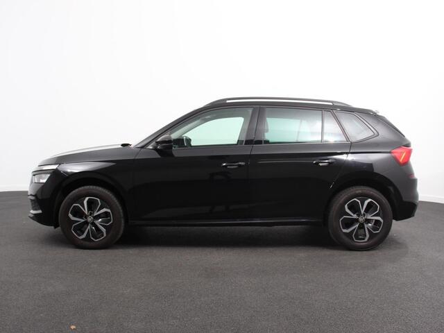 Skoda Kamiq 1.0 TSI 110pk DSG Blackline Navigatie Apple Carplay/Android Auto Adaptive Cruise Control Stoelverwarming Led Climatronic