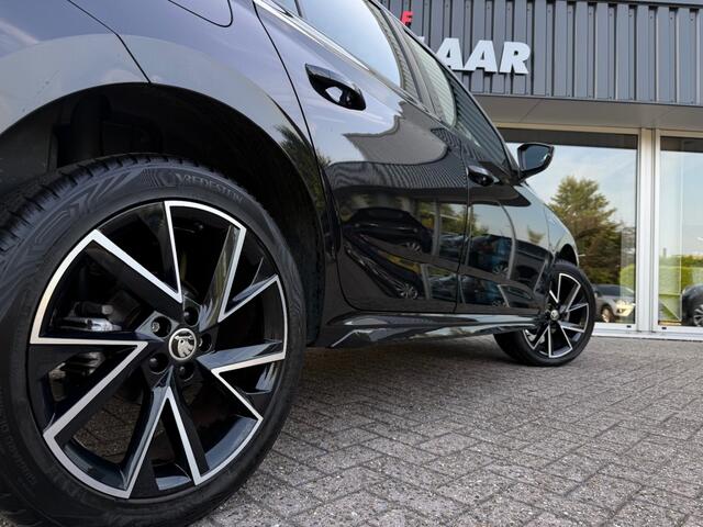 Skoda Kamiq 1.5 TSI ACT Business Edition Monte Carlo - Pano Trekhaak Camera Stoelverw.