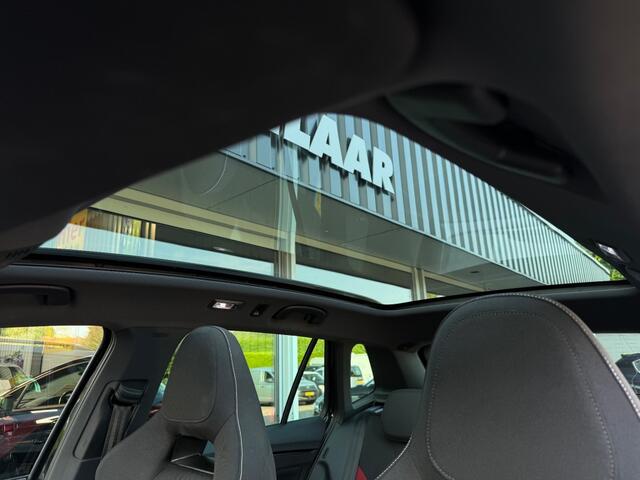Skoda Kamiq 1.5 TSI ACT Business Edition Monte Carlo - Pano Trekhaak Camera Stoelverw.