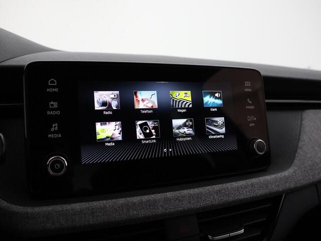 Skoda Kamiq 1.0 TSI 115pk Selection · Apple/Android Car Play · Cruise Control · P-Sensoren · DAB · 16'' Inch · Garantie t/m 09-06-2028 of 100.000km