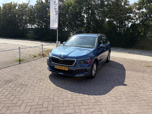 Skoda Kamiq 1.0 TSI Business Edition TREKHAAK CRUISE CARPLAY PDC