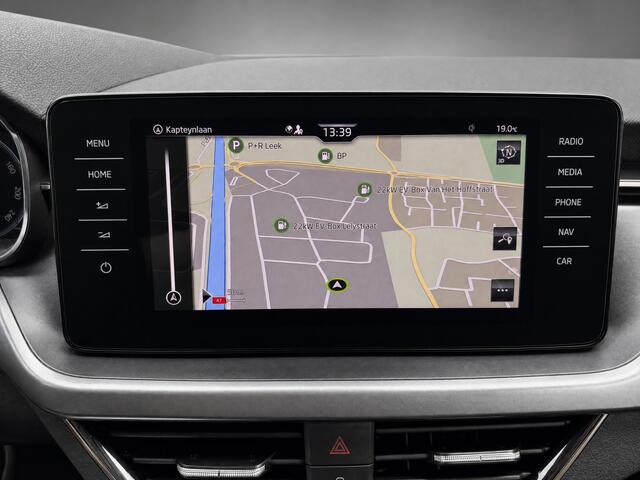 Skoda Kamiq 1.0 TSI Business Edition / Digitaal dashboard / Navigatie / LED / Camera / Zwenkbare trekhaak /