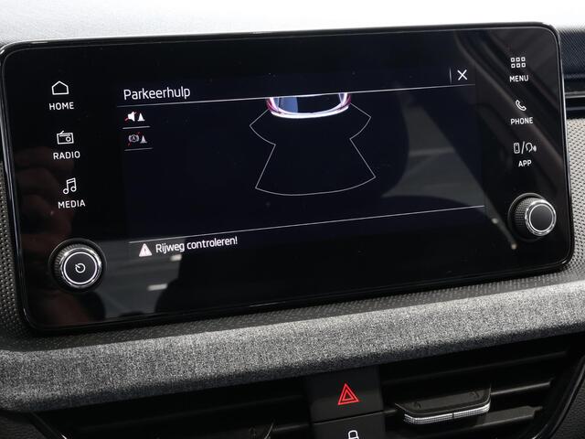 Skoda Kamiq 1.0 TSI 115pk Selection · Apple/Android Car Play · P-Sensoren · Cruise Control · DAB · 16'' Inch · Garantie t/m 17-06-2028 of 100.000km