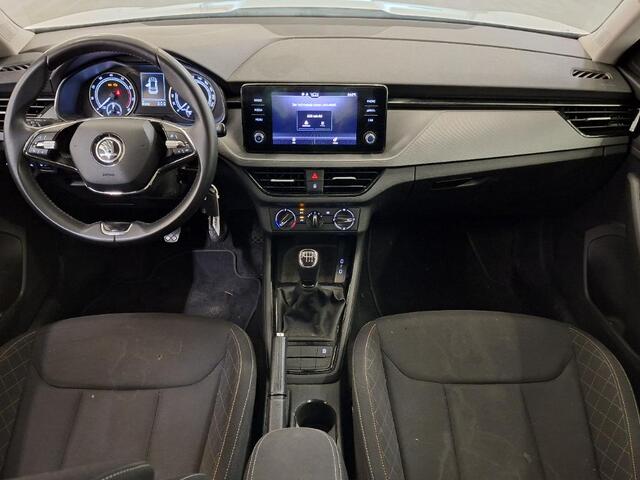 Skoda Kamiq 1.0 TSI Ambition / CRUISE/ AIRCO/ SMARTLINK/ PARK. SENSOREN/ MULTIMEDIA/ LED/ 16" LMV