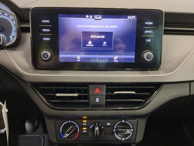 Skoda Kamiq 1.0 TSI Ambition / CRUISE/ AIRCO/ SMARTLINK/ PARK. SENSOREN/ MULTIMEDIA/ LED/ 16" LMV