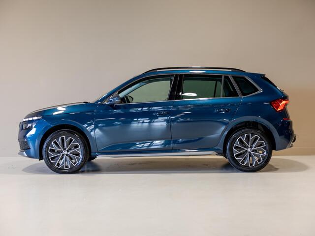 Skoda Kamiq 1.0 TSI Style 110pk / Elektrisch verstelbare stoelen / Panoramadak / Trekhaak / Dodehoek detectie / Achteruitrijcamera / Navigatie / Apple carplay /